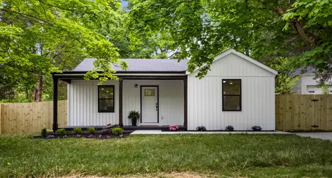 429 Shelby St, Clarksville, TN 37042