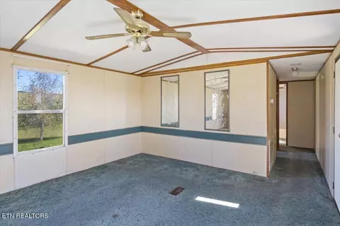 579 Hodge Rd, Bean Station, TN 37708 photo 5