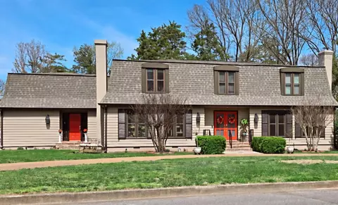 1303 Halifax Ct, Murfreesboro, TN 37130