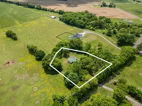 4012 Armstrong Rd, Springfield, TN 37172 photo 5