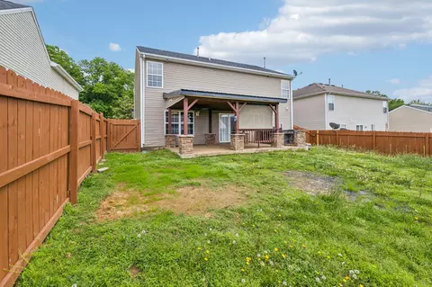 Exterior - 325 Golfview Ln, Springfield, TN 37172 photo 7 of 8