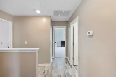 Entry Way - 325 Golfview Ln, Springfield, TN 37172 photo 3 of 3