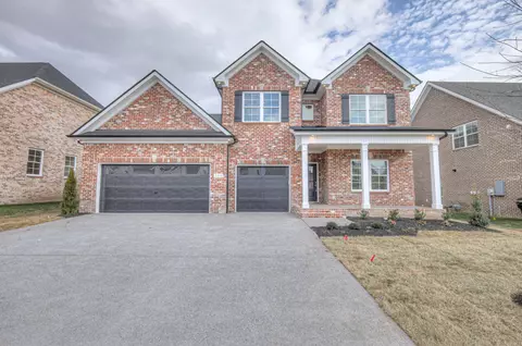 2217 Winterdale Dr, Murfreesboro, TN 37128