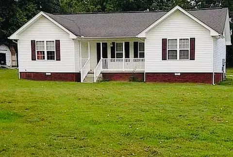 12 Nixon Hollow Ln, Pleasant Shade, TN 37145