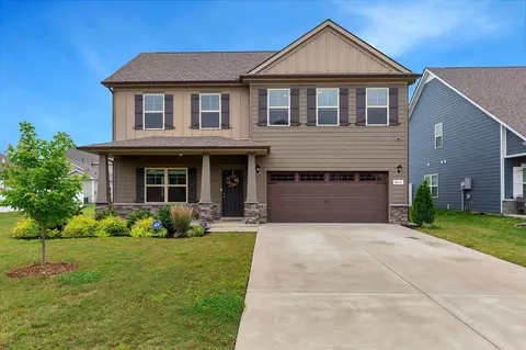 3611 Stormy Ln, Rockvale, TN 37153
