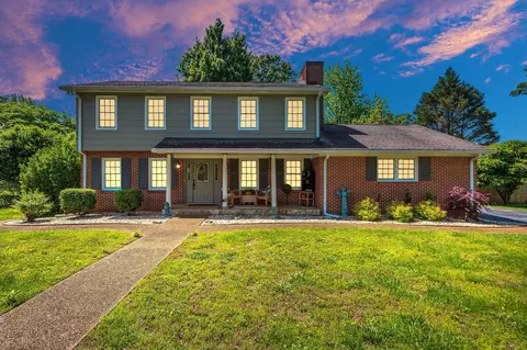 722 Timberlane Ave, Tullahoma, TN 37388