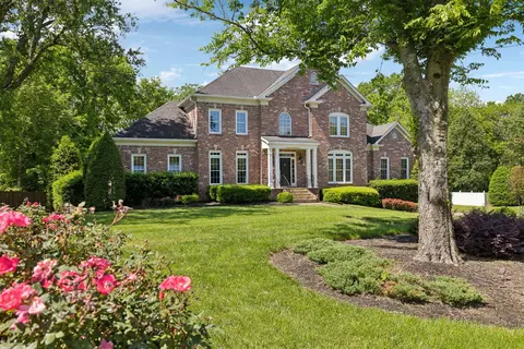 9411 Whittingham Dr, Brentwood, TN 37027