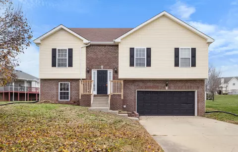 2609 Limerick Ln, Clarksville, TN 37042