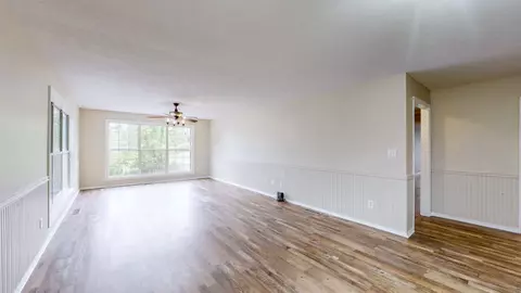 Living - 75 Vantrease Rd, Brush Creek, TN 38547 photo 2 of 6