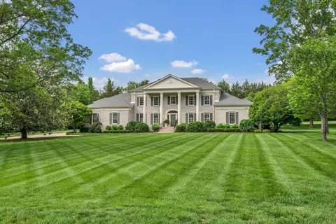 2016 Tyne Blvd, Nashville, TN 37215
