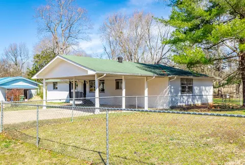 4816 Sarasota Dr, Hixson, TN 37343