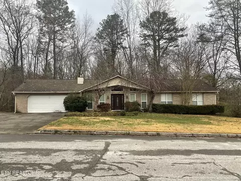 108 Garnet Ln, Oak Ridge, TN 37830