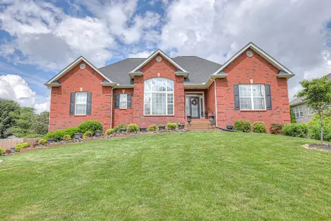 2765 Jutes Dr, Thompsons Station, TN 37179