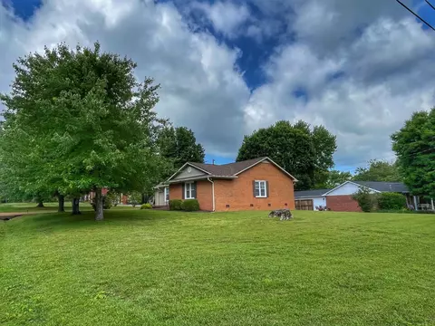403 Mockingbird Ln, Dickson, TN 37055 photo 2