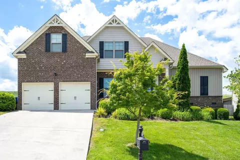 4566 Wellesley Dr, Ooltewah, TN 37363