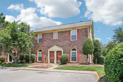 300 Lakebrink Dr, Nashville, TN 37214