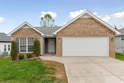 1643 Bobby Nichols Dr, Cookeville, TN 38506