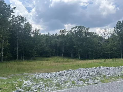 595 Compass Dr, Jasper, TN 37347 photo 2