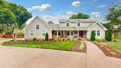 152 Bluegrass Dr, Hendersonville, TN 37075