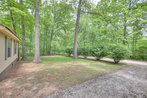 Exterior - 227 Corinth Rd, Beechgrove, TN 37018 photo 2 of 10