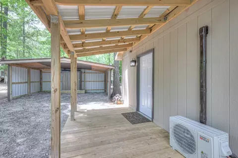Exterior - 227 Corinth Rd, Beechgrove, TN 37018 photo 9 of 10