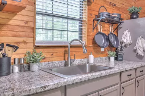 Kitchen - 227 Corinth Rd, Beechgrove, TN 37018 photo 3 of 6