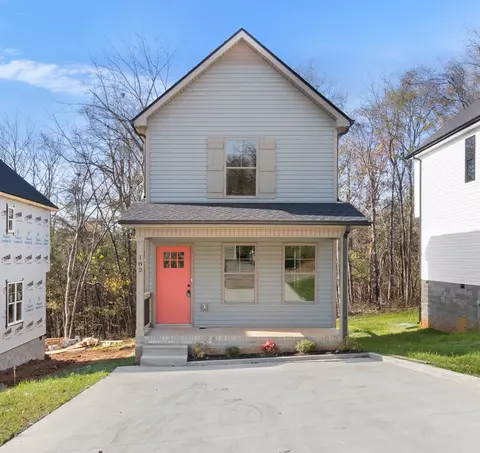 182 Oak St, Clarksville, TN 37042