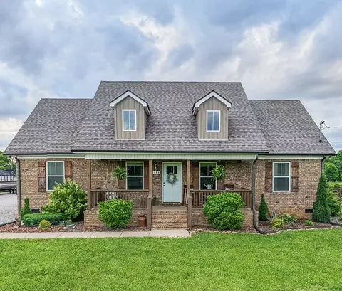 4494 Lunns Store Rd, Lewisburg, TN 37091