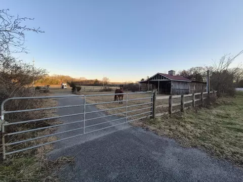 1244 Valley View Hwy, Jasper, TN 37347