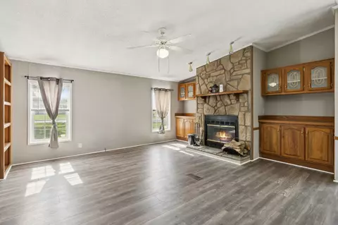 2580 Cook Rd, Woodlawn, TN 37191