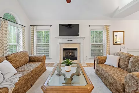 313 Red Feather Ln, Brentwood, TN 37027