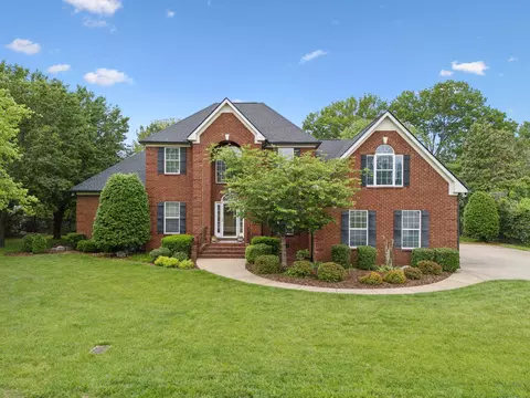 2335 Garrison Cv, Murfreesboro, TN 37130