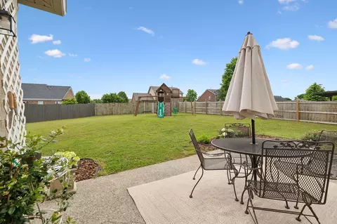 Exterior - 4003 Pendleton Dr, Spring Hill, TN 37174 photo 9 of 16
