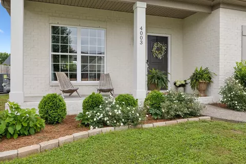 Exterior - 4003 Pendleton Dr, Spring Hill, TN 37174 photo 5 of 16