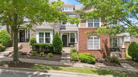 1082 Riverwood Village Blvd, Hermitage, TN 37076