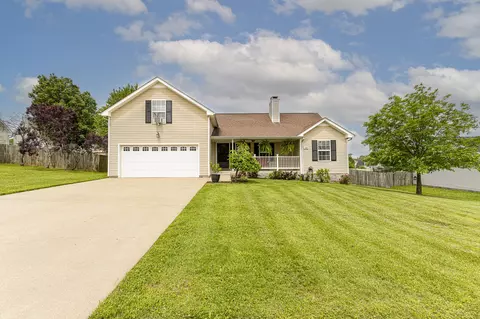 3822 Man O War Blvd, Clarksville, TN 37042