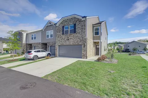 350 Wiregrass Ln, Columbia, TN 38401