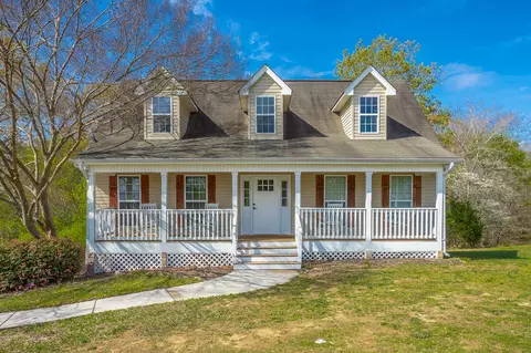 7153 British Rd, Ooltewah, TN 37363