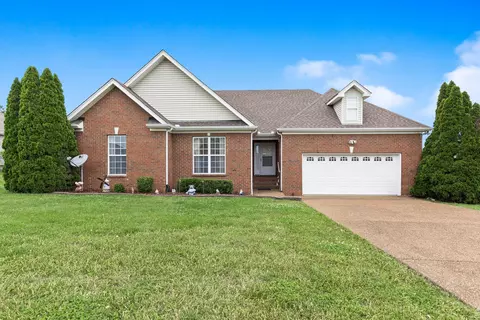 1158 Rock Ledge Pass, Gallatin, TN 37066