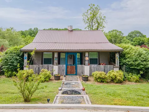 2046 Scribners Mill Rd, Culleoka, TN 38451