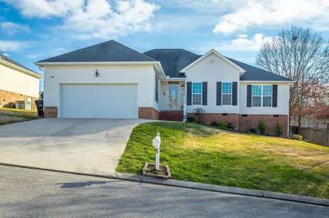 8126 Fatherson Cir, Ooltewah, TN 37363