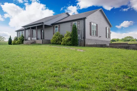 Exterior - 82 Staggs Rd, Ethridge, TN 38456 photo 3 of 7
