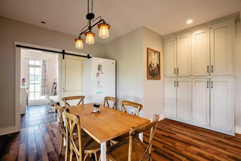 Dining - 82 Staggs Rd, Ethridge, TN 38456 photo 2 of 2