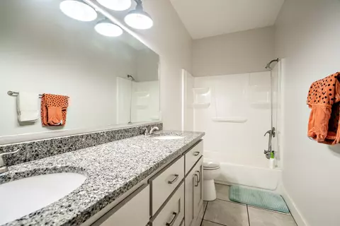 Bath - 82 Staggs Rd, Ethridge, TN 38456 photo 4 of 4