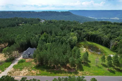186 Boone Pass, Jasper, TN 37347