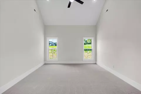 Bedroom - 309 Hickory Grove Dr, Morrison, TN 37357 photo 1 of 10