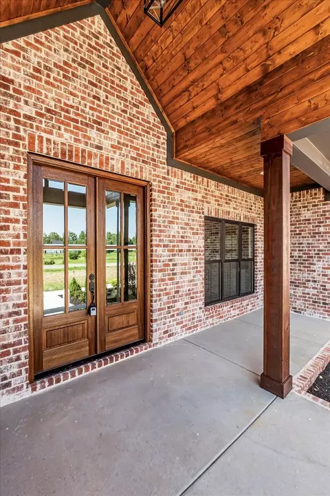 Exterior - 309 Hickory Grove Dr, Morrison, TN 37357 photo 6 of 9