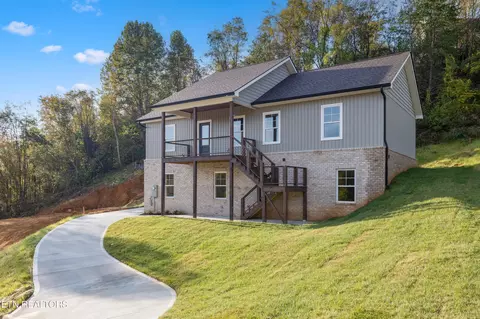 7025 Remagen Ln, Knoxville, TN 37920