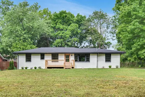1834 Welcome Ln, Nashville, TN 37216