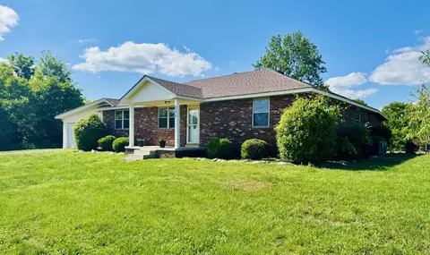 202 Tomlinson Rd, Lebanon, TN 37087